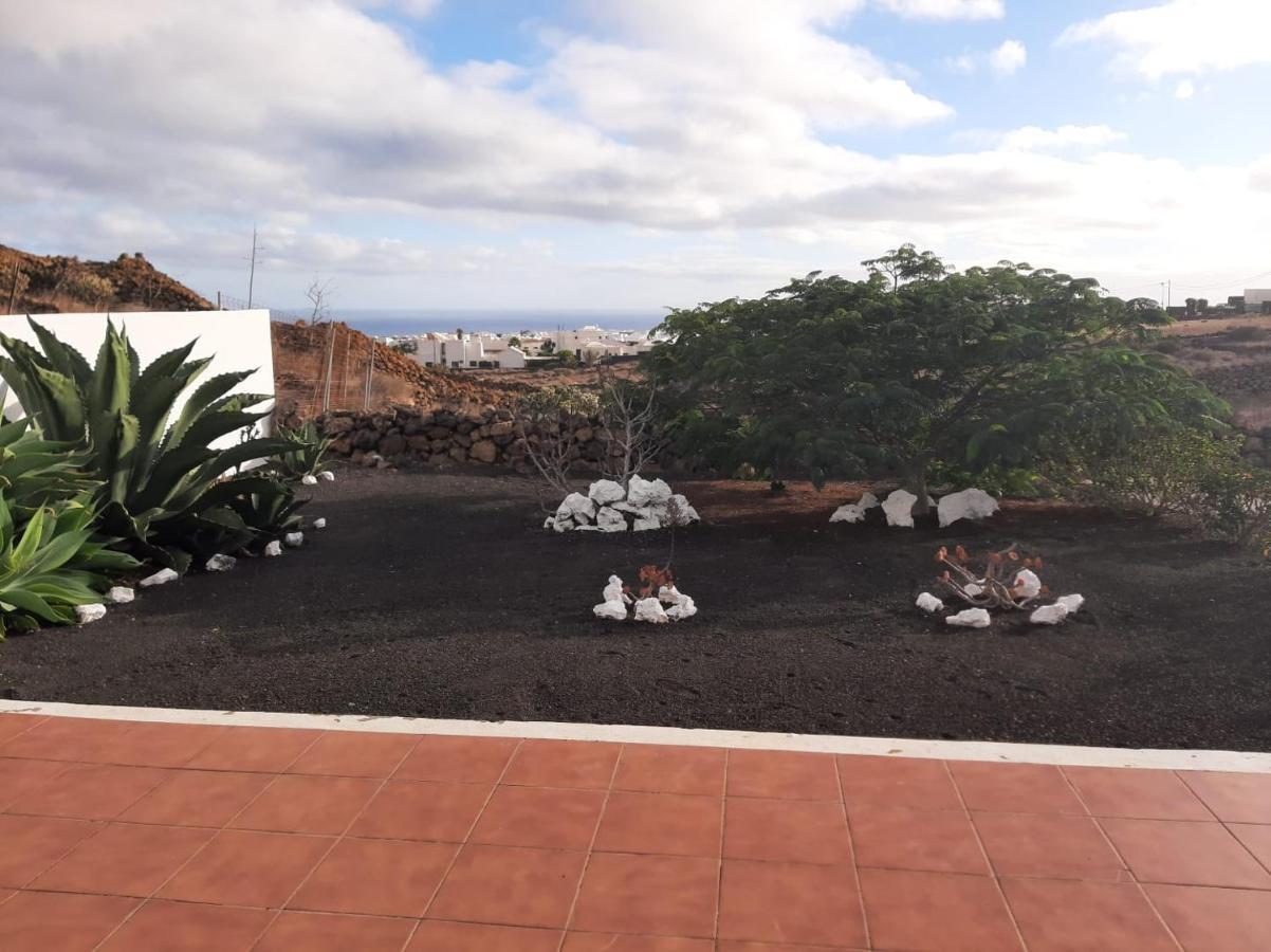 Loft La Tahonilla Guest House Tias Exterior photo